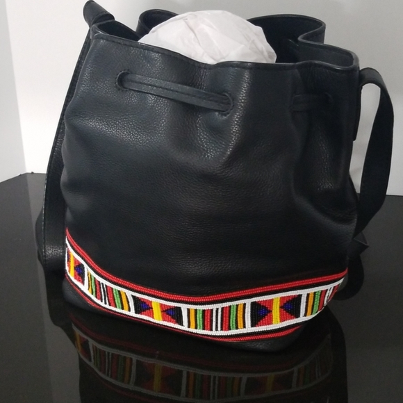 Leather and bead purse - Picture 2 of 8